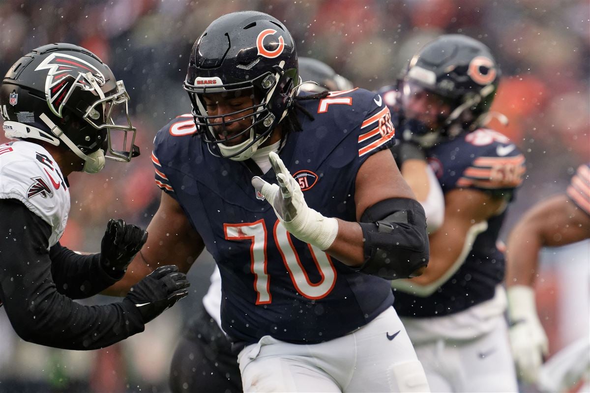 CHICAGO BEARS ブルゾン Chicago Bears 2025 extension candidates: Braxton Jones