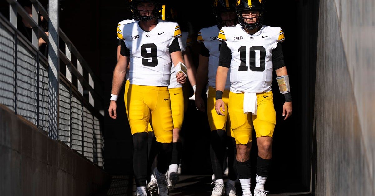 Iowa Football: Hawkeyes Release Depth Chart Ahead Of Wisconsin