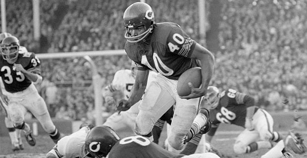 Hall of Famer, former KU football star Gale Sayers dies at 77