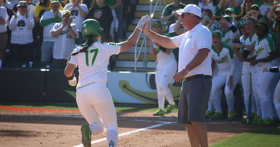 REPORT Oregon softball coach Mike White to take Texas job