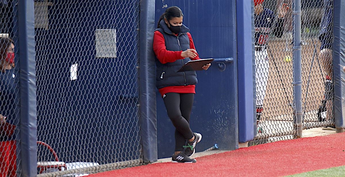 Fresno State softball coach Linda Garza steps down