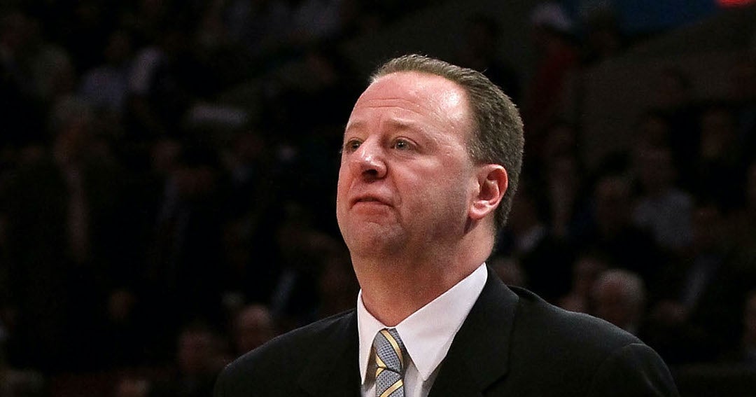 Pranešime sakoma, kad Detroito „Pistons“ į savo žvalgybos skyrių paskyrė buvusį „Seton Hall“ trenerį Bobby Gonzalezą.
