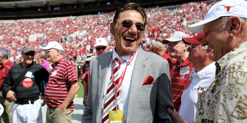 ESPN's 'GameDay,' with Joe Namath, split on Alabama-Texas, Auburn