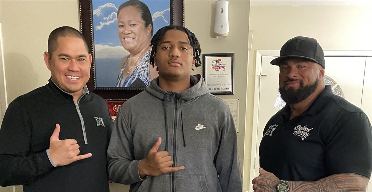 OL Jay TaualaHarris honors late grandmother in signing with Hawaii