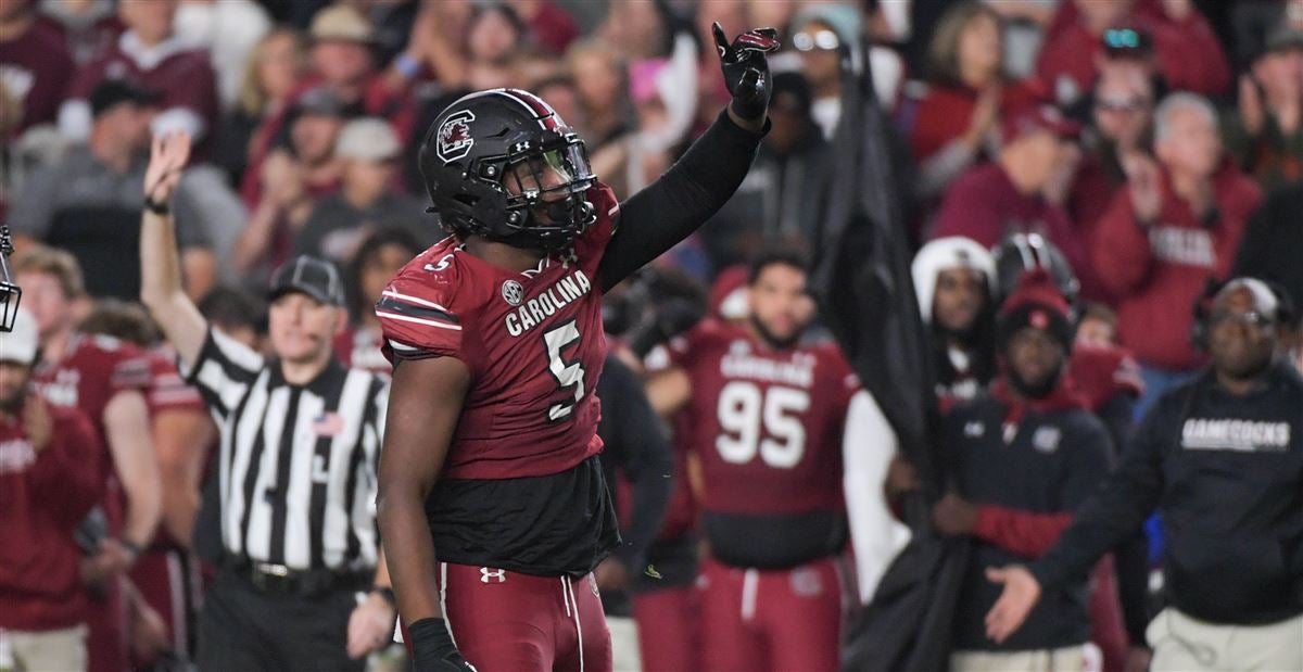 Oregon lands transfer commitment from former five-star and South Carolina DL Jordan Burch - Vimarsana News