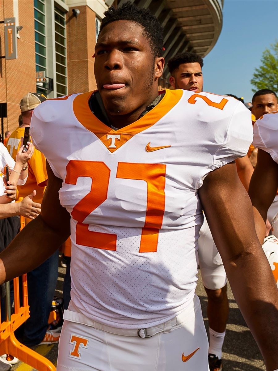 Freshman Crouch brings unique perspective to Tennessee's rebuild