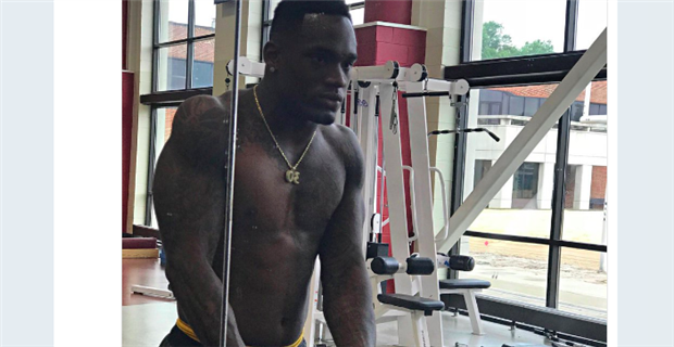 Alabama Lb Mack Wilson Looks Jacked In New Training Photo