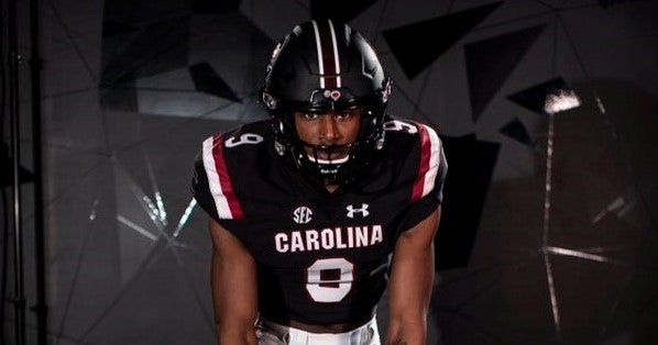 South Carolina commits reverse course, will sign early