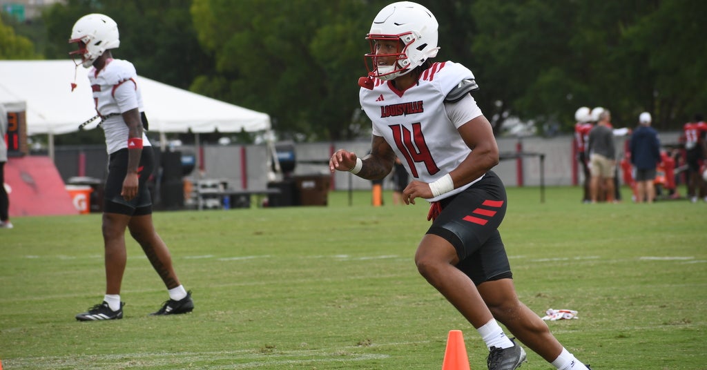 Louisville WR Kris Hughes headed to the transfer portal