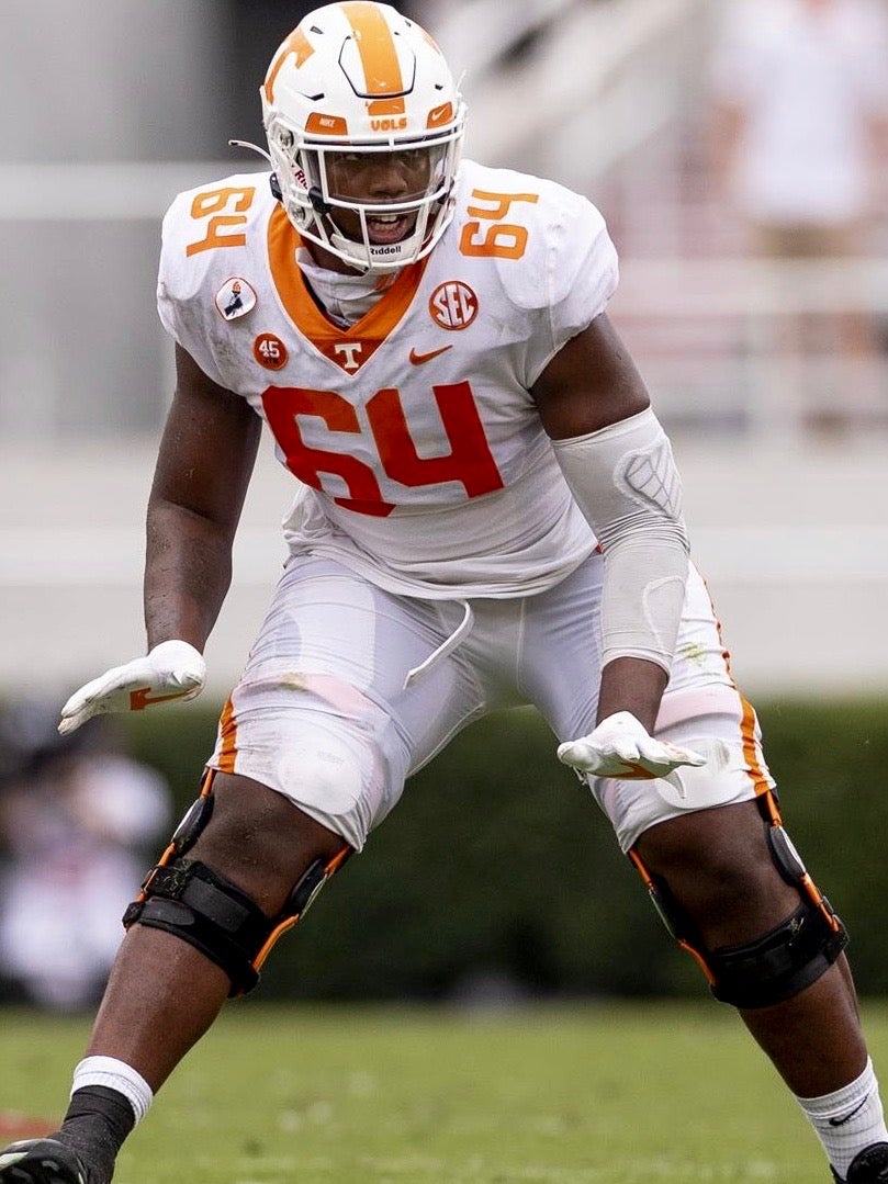 Tennessee O-lineman Wanya Morris enters NCAA transfer portal