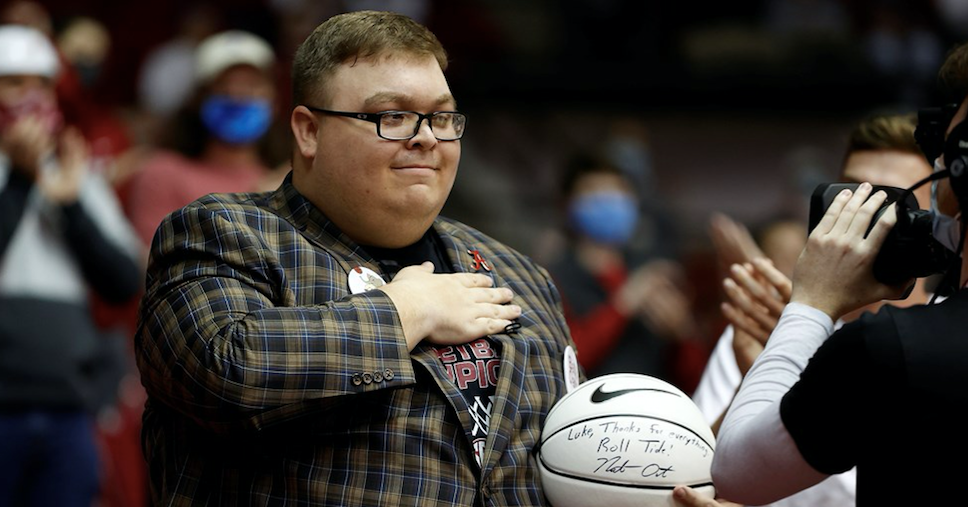 Alabama basketball superfan Luke Ratliff passes away Friday night