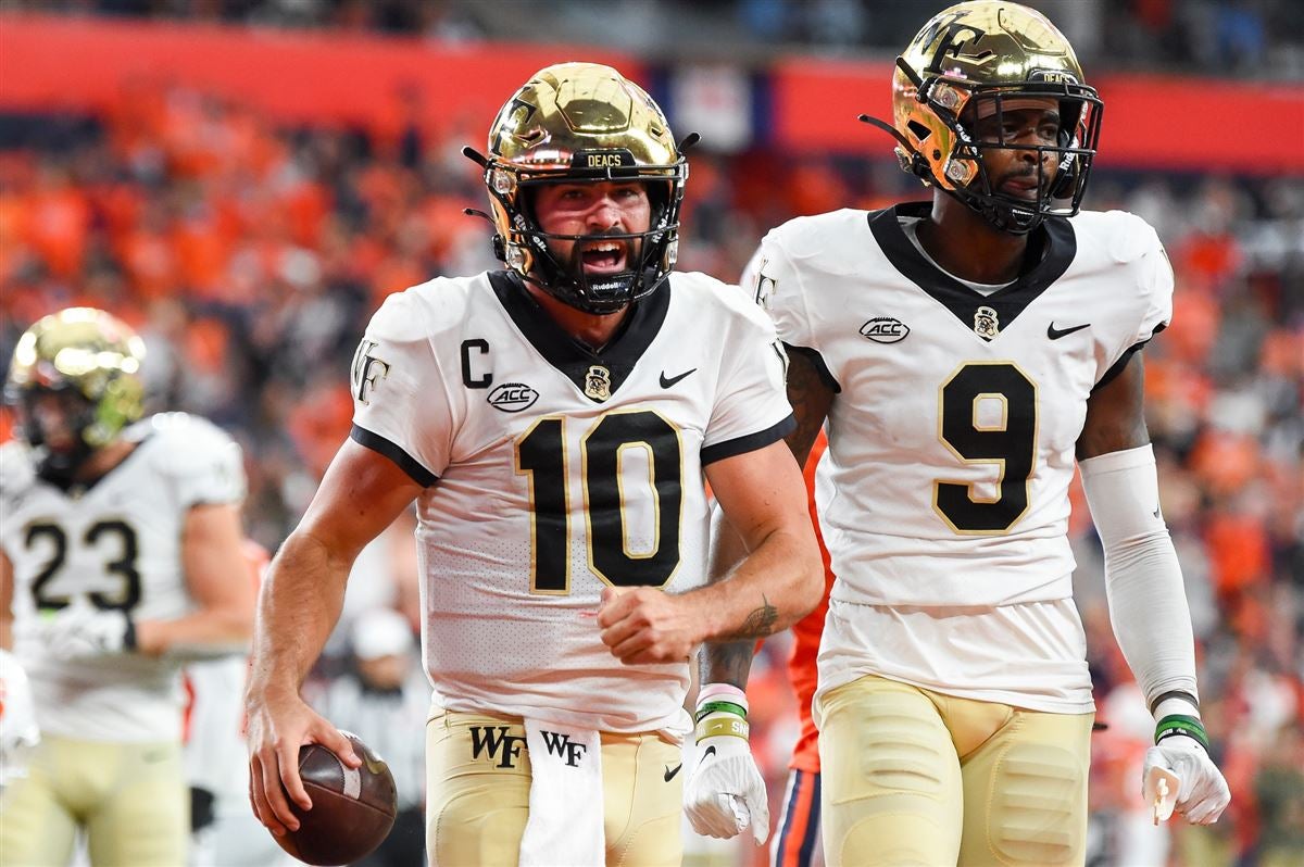 Wake Forest's Hartman Named 2022 Brian Piccolo Award Recipient - Atlantic  Coast Conference