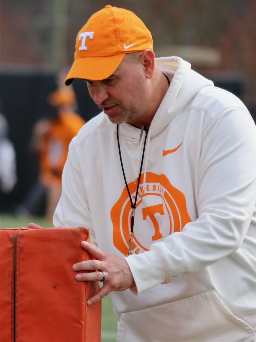 Pruitt Pleased With Vols Start To Bowl Prep 7512