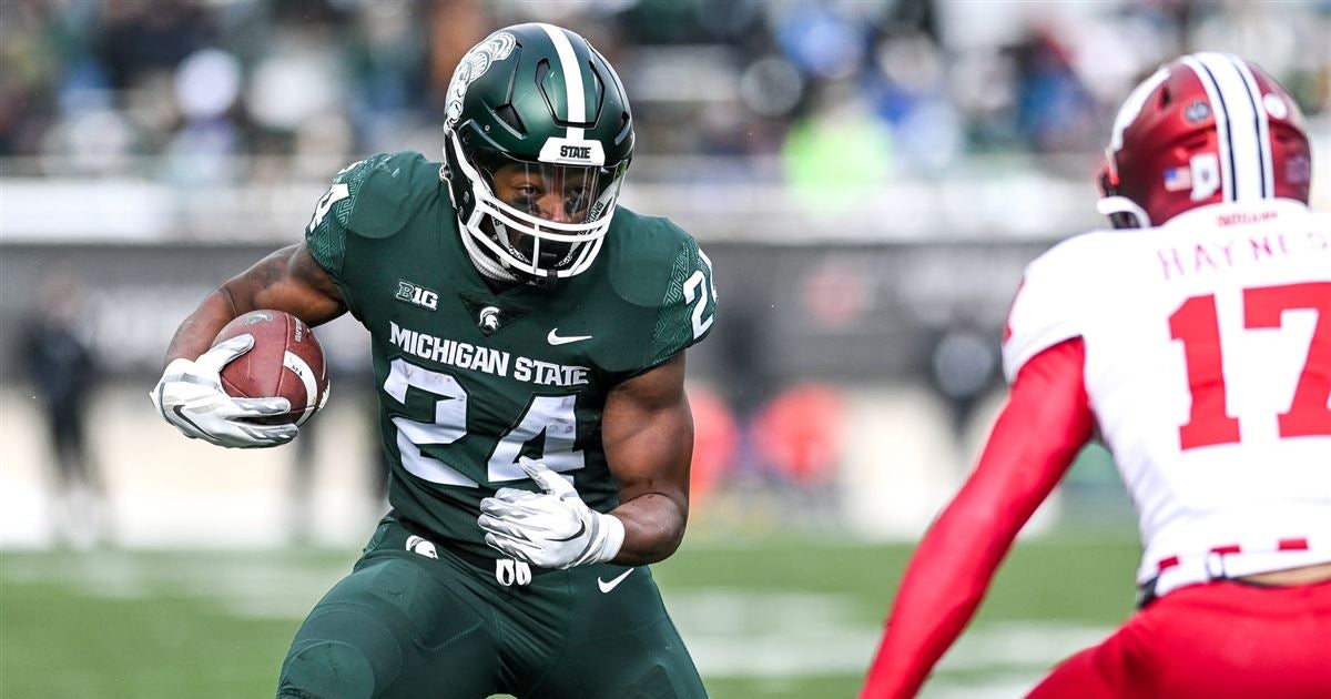 Former Michigan State RB Elijah Collins commits to Oklahoma State