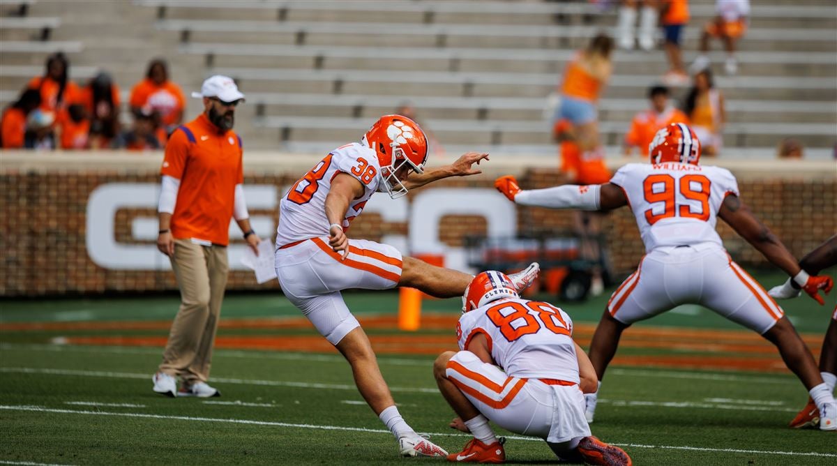 Robert Gunn III – Clemson Tigers Official Athletics Site