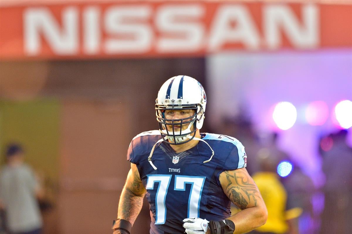 Tennessee Titans - Happy birthday, Taylor Lewan! 