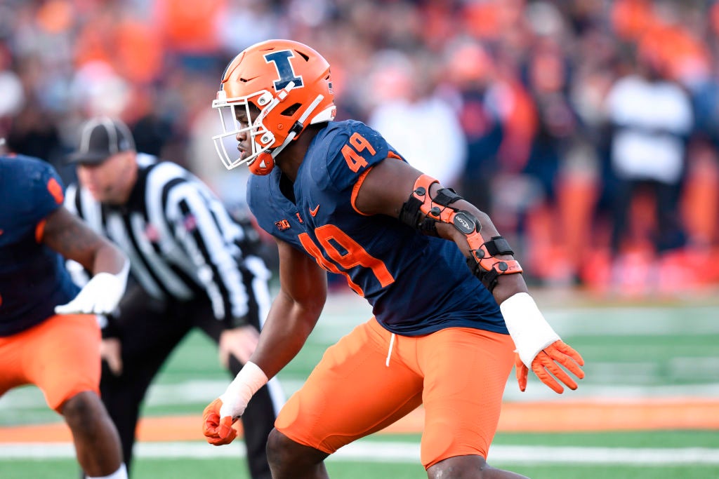 Illini football training camp: outside linebacker Seth Coleman