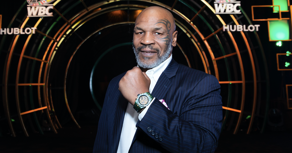 Alabama football hosts Mike Tyson as camp guest speaker
