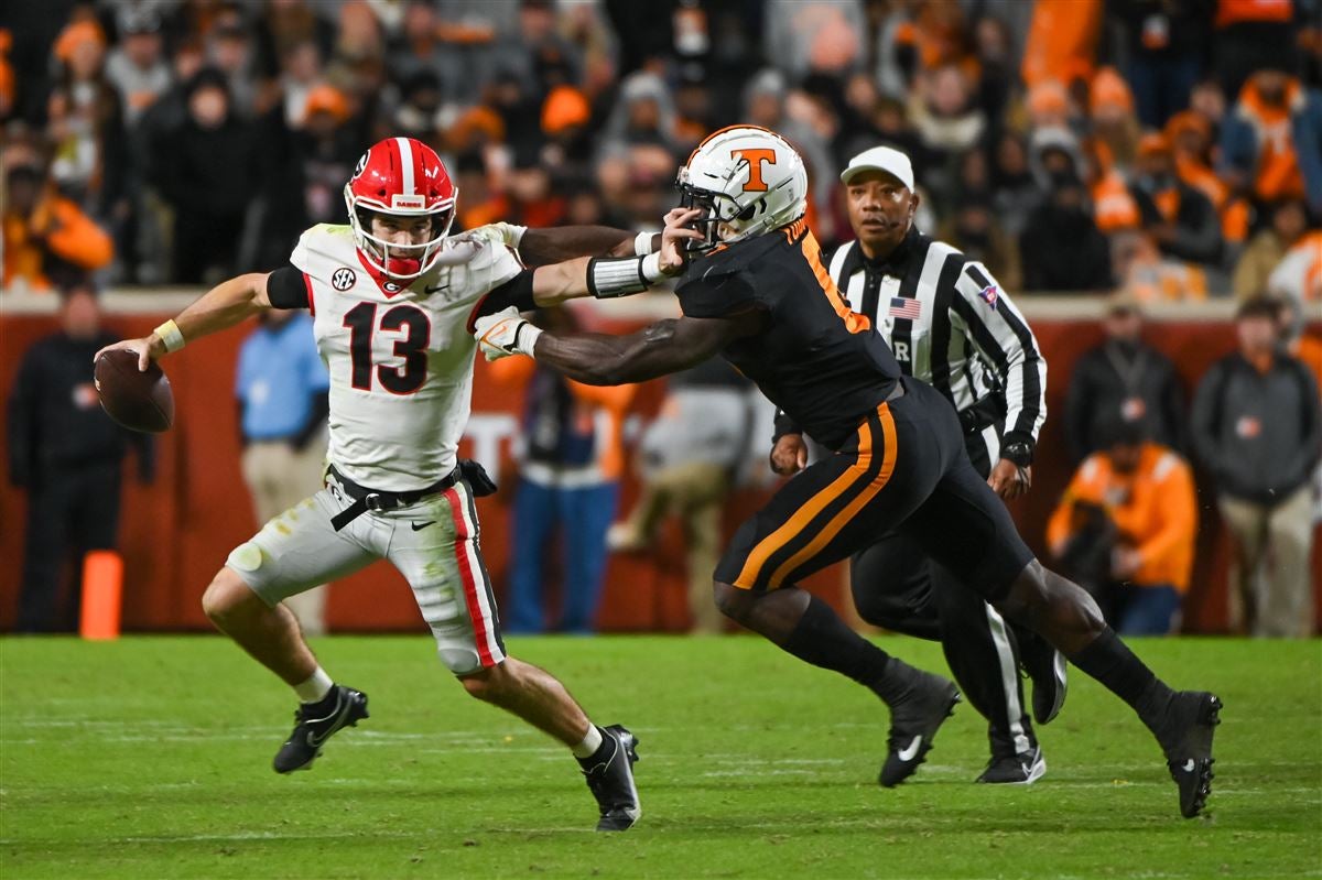 Georgia or Tennessee? College football expert picks for Week 10 games