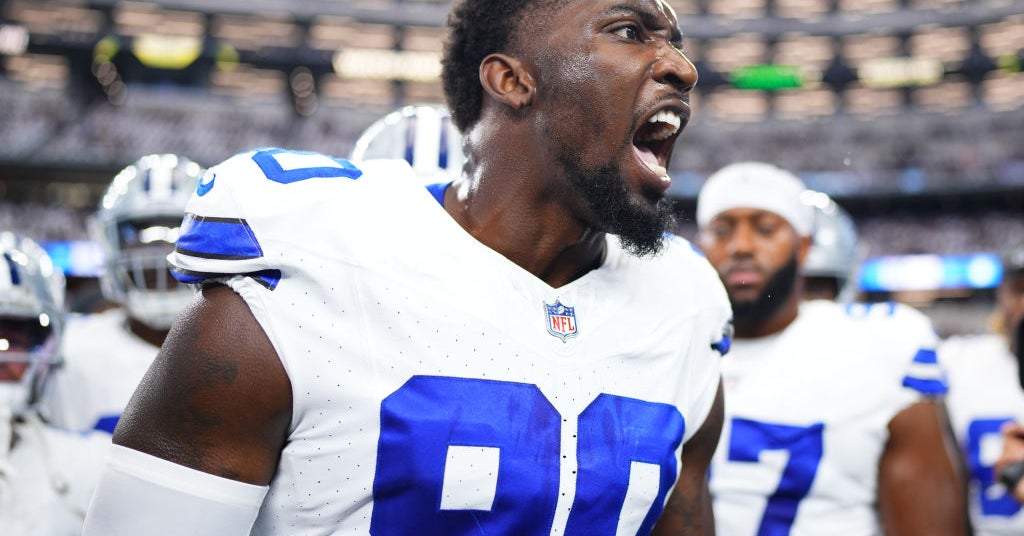 DeMarcus Lawrence officially lands on injured reserve