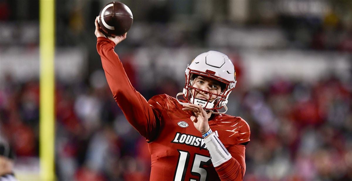 Harrison Bailey, Louisville, Quarterback