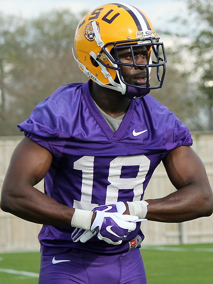 Green Oaks retires Tre'Davious White's No. 10 jersey