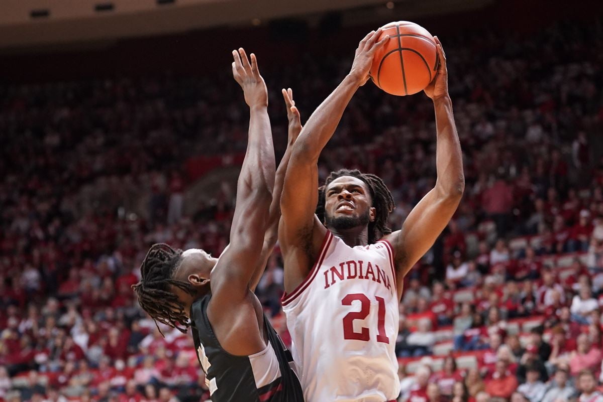 Indiana Starts Unofficial Season With 74-52 Win Over D-II Indianapolis