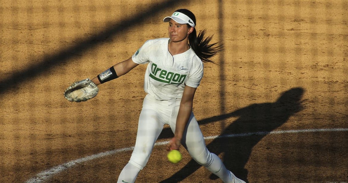 Oregon Softball Opens Season With 5 0 Start In Mexico