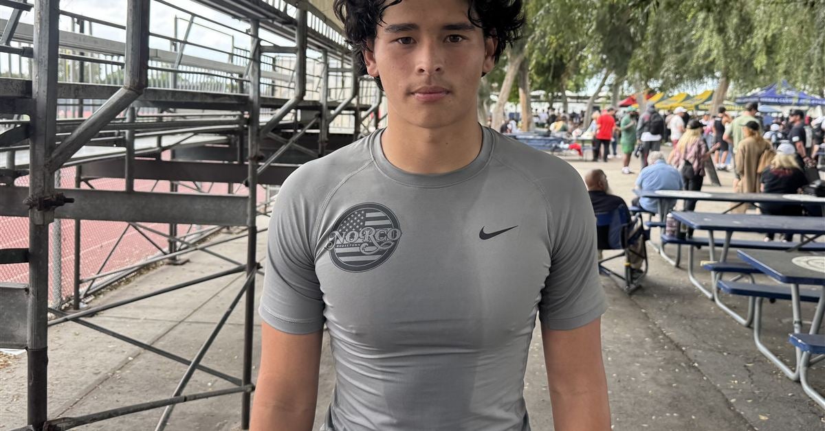 2027 Official Visitor Profile: WR Blake Wong