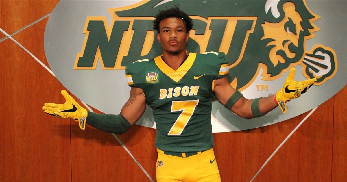 2020 Lakeville North wide receiver RaJa Nelson commits to NDSU