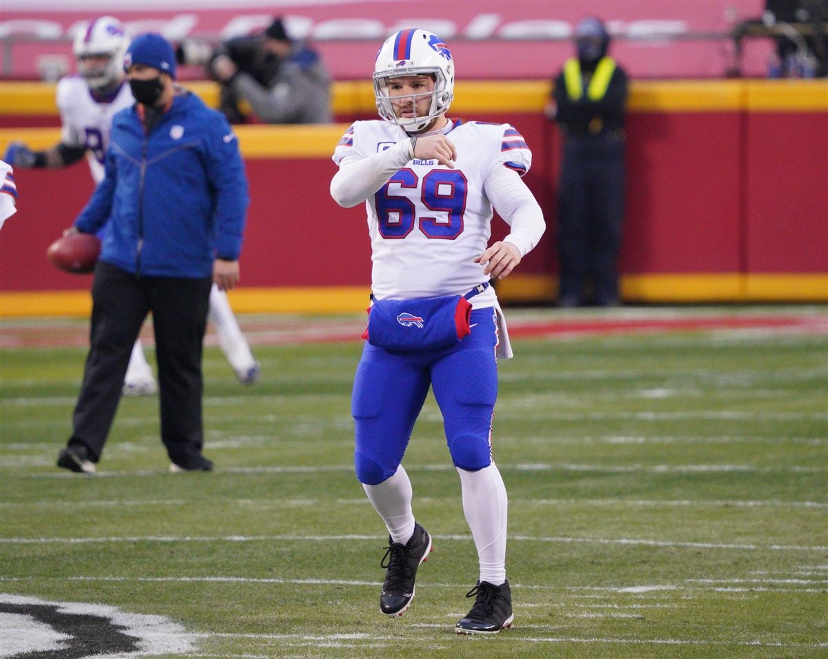 Forrest Lamp signs free agent contract with Buffalo Bills