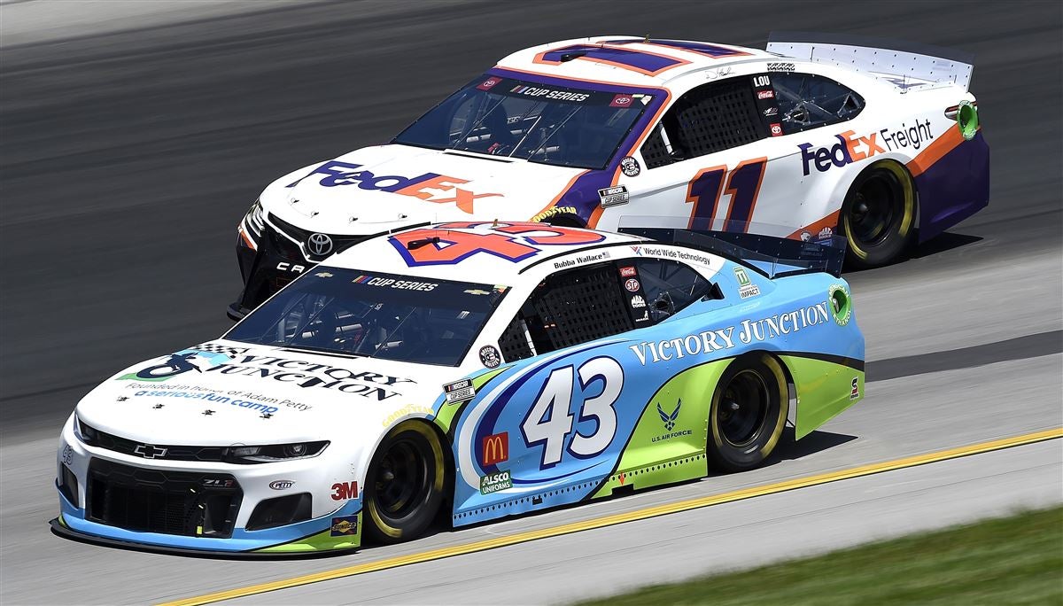Report: Denny Hamlin could buy NASCAR team, hire Bubba Wallace