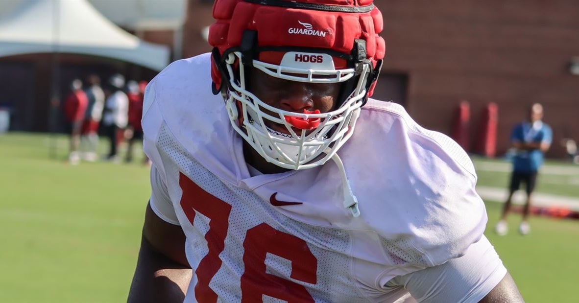 E'Marion Harris making first start as Razorback in hometown Little Rock