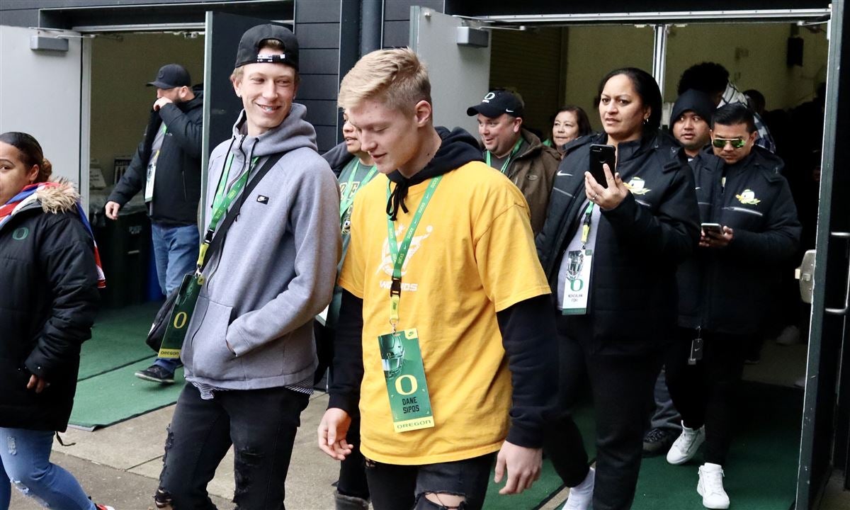Ducks land in-state walk-on commitment from athlete Dane Sipos