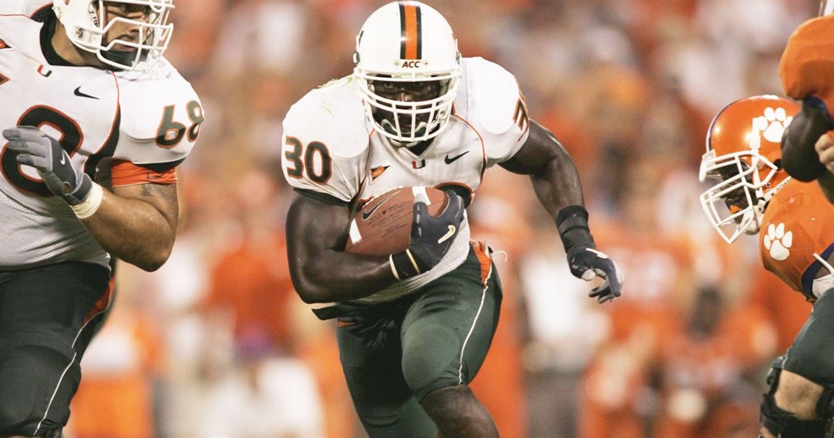 Tyrone Moss to Be Honored, Will Have Ely Jersey Retired