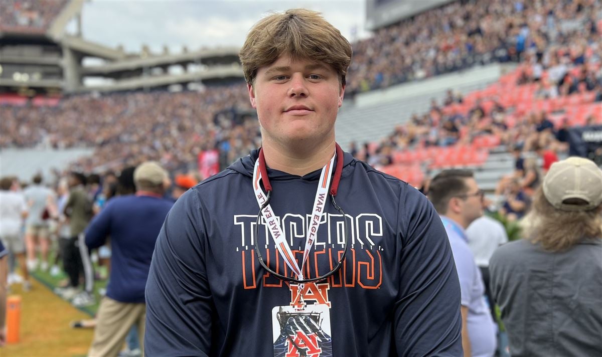 Auburn recruiting 2025 OL Mal Waldrep 'the hardest'