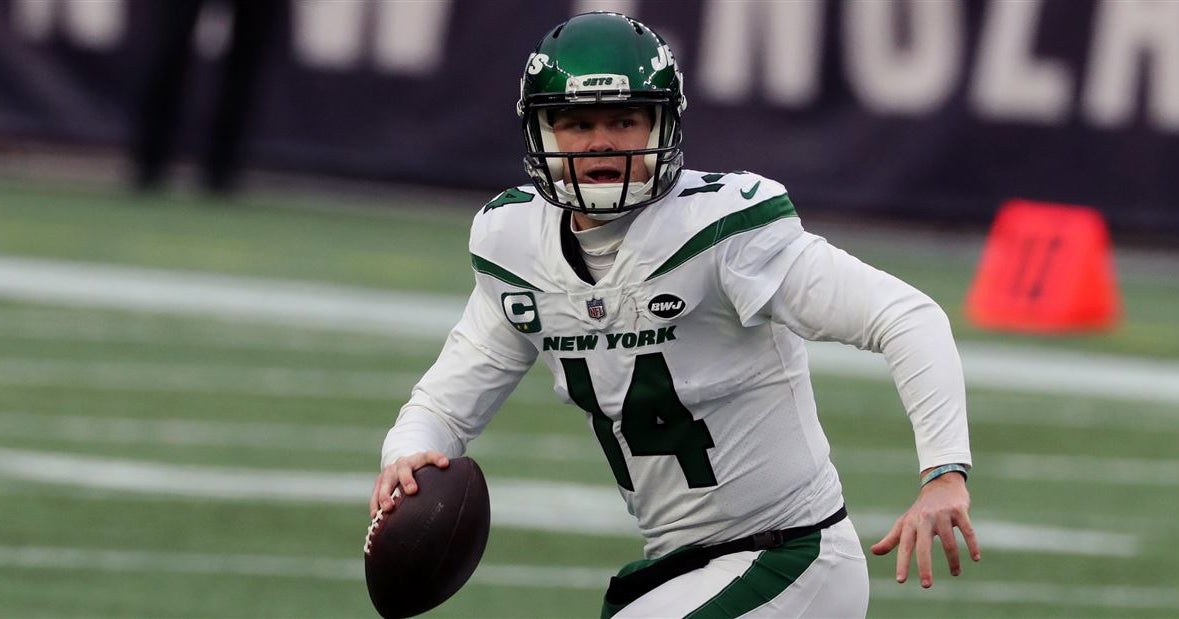 Field Yates predicts Sam Darnold to start for Chicago in 2021