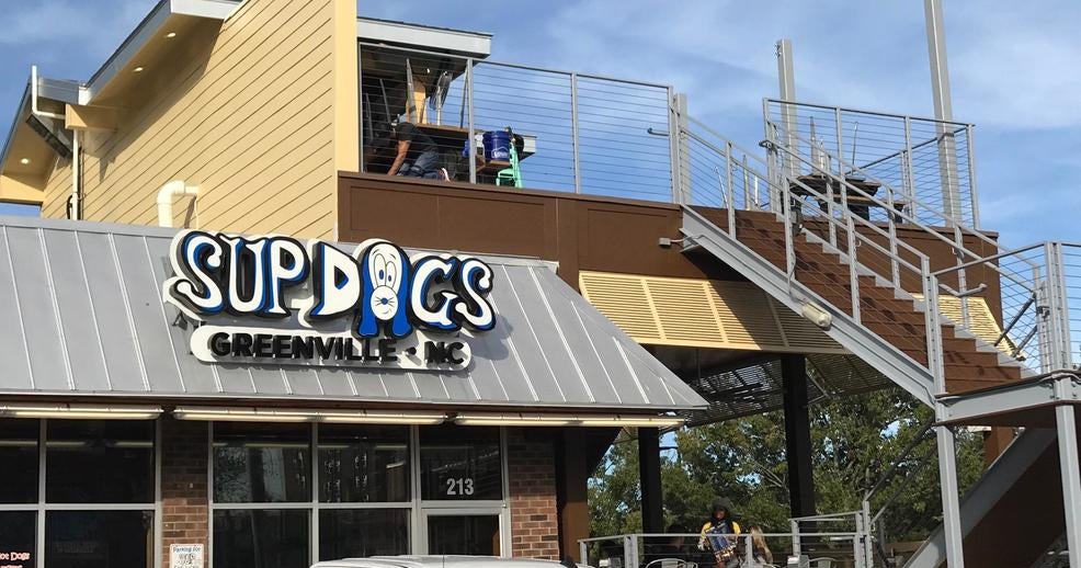 Sup Dogs (ECU) wins backtoback best college bar national title