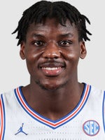 Rueben Chinyelu, Florida, Center