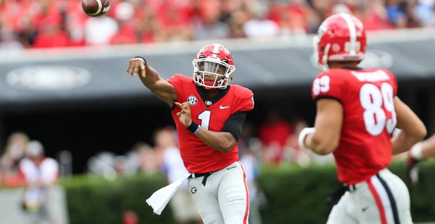 The case for, against a bigger role for Justin Fields