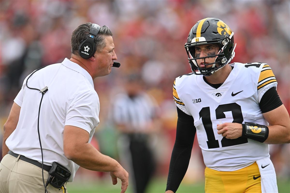 Hawkeye Report Podcast on Iowa's huge portal win