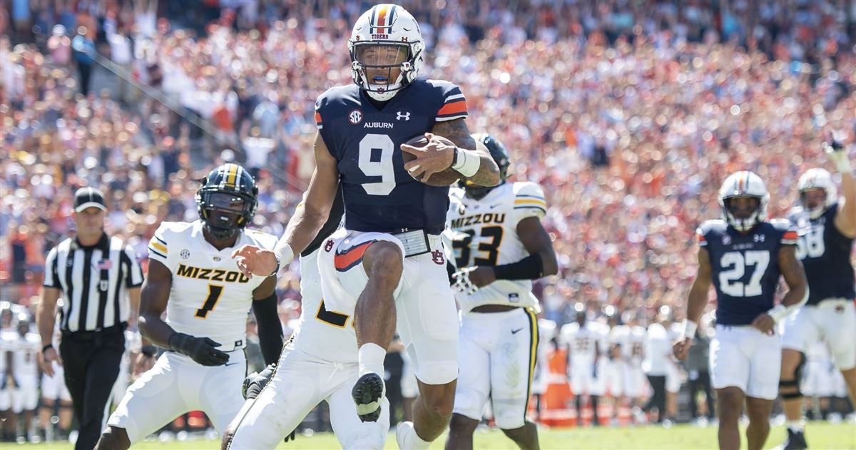 Auburn football: 247 Sports says Robby Ashford will play against Mercer