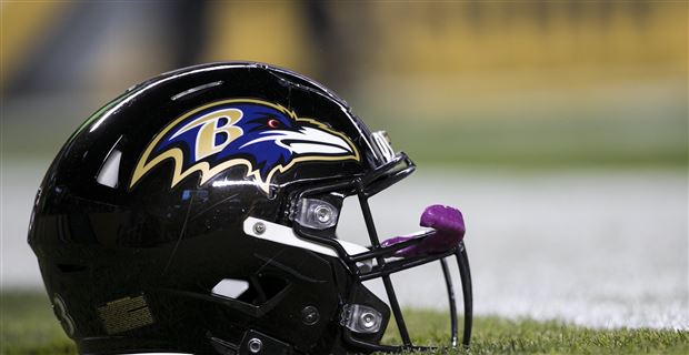 Helmets For Every NFL Team In Their Biggest Rival's Colors - Daily Snark