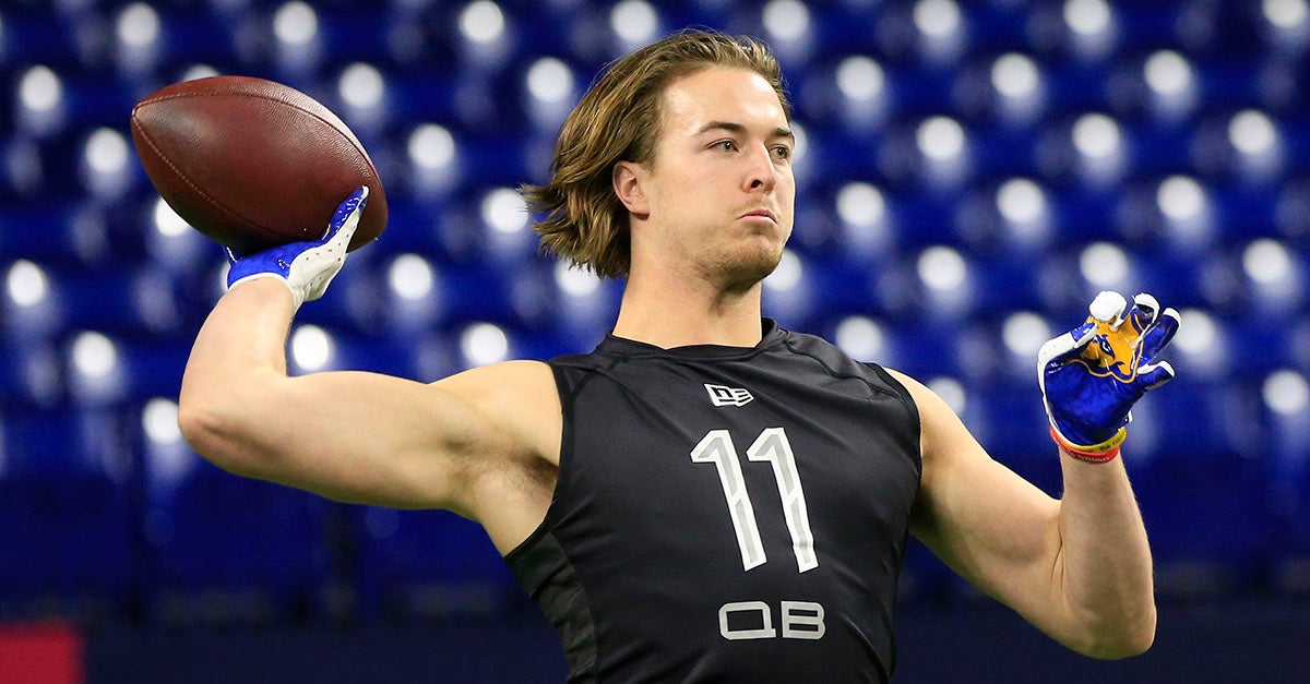 2022 NFL mock draft: Seahawks move up for QB, Kenny Pickett slides