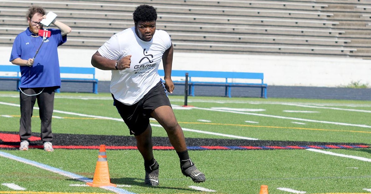 Offensive Lineman Trevyon Green Commits to UNC Offensive Lineman Trevyon Green Commits to UNC