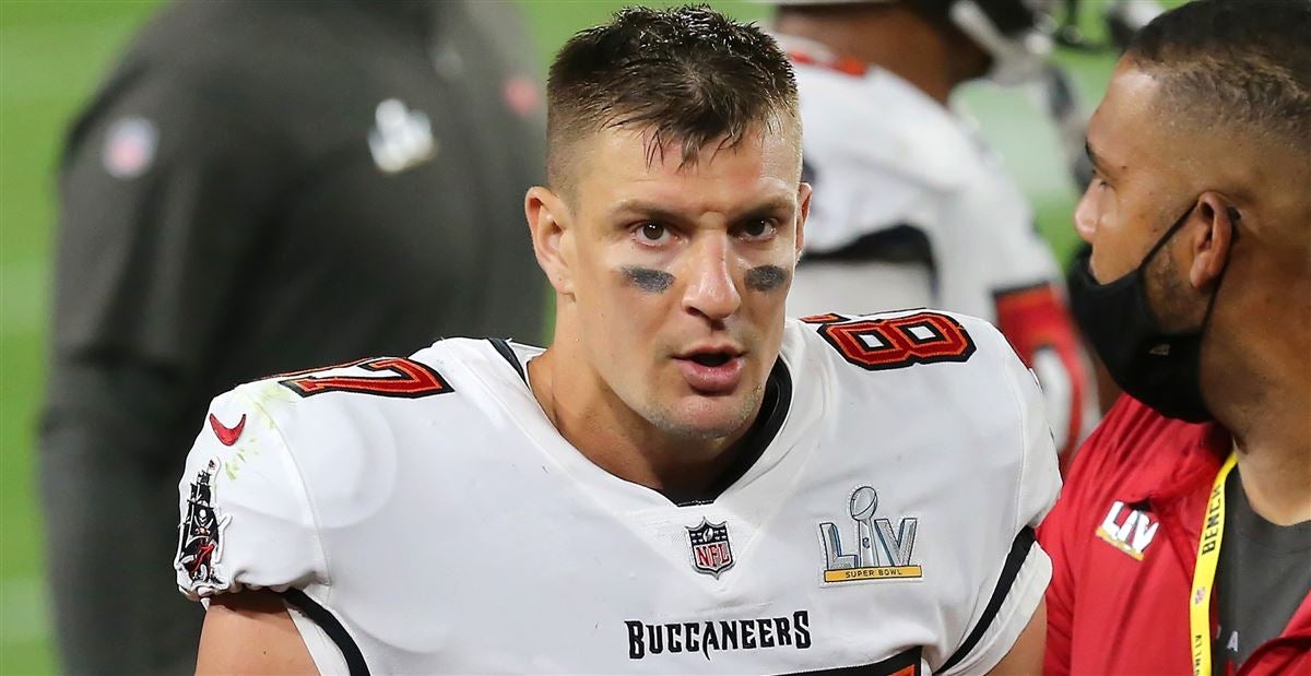 Tampa Bay Buccaneers Super Bowl Odds Slashed Following Gronk Announcement -   Tampa Bay Buccaneers Super Bowl Odds Slashed Following Gronk  Announcement