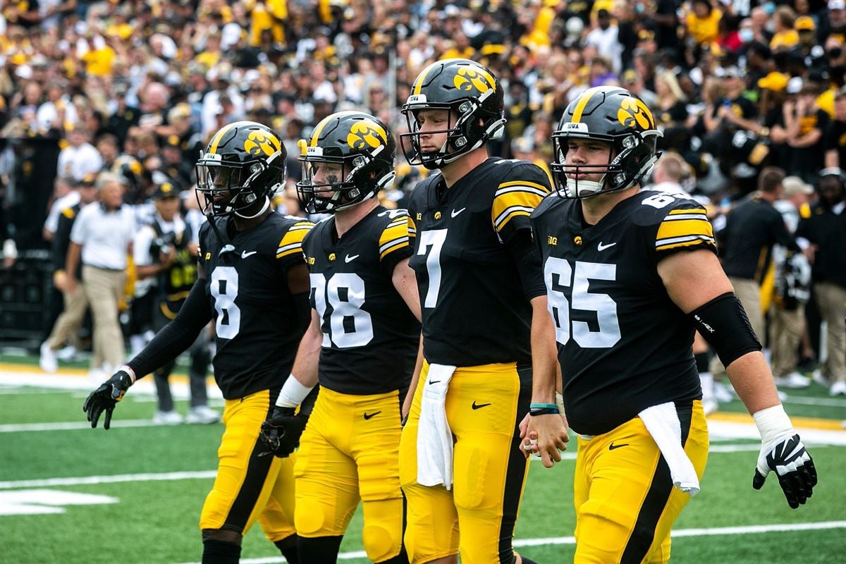 Iowa football releases updated depth chart ahead of Purdue