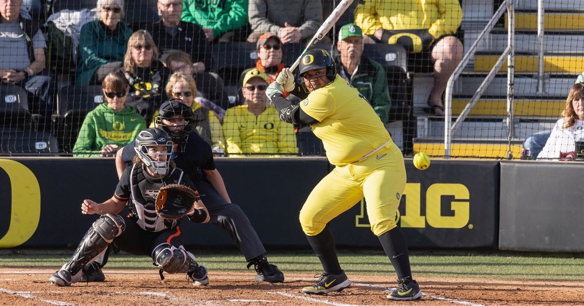 Stefini Ma'ake's two homer day lifts Oregon over rival Oregon State