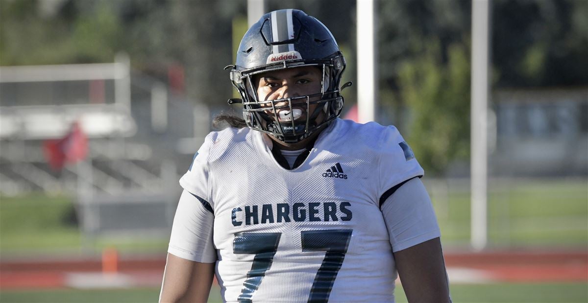 Top247 OL Esun Tafa plans game visits