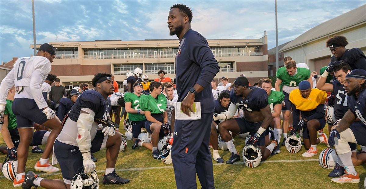 Auburn interim coach Cadillac Williams: 'I'm in this seat for a reason'